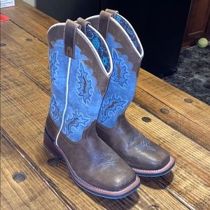 Women’s square toe Laredo boots
